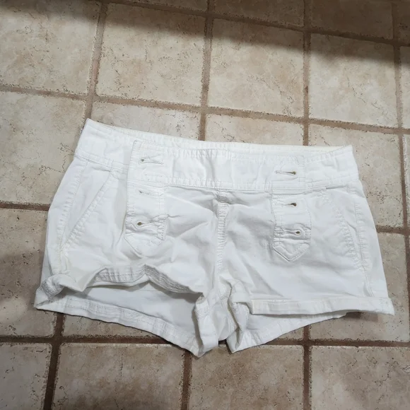 Pre-loved Express Shorts (2 pair) - Picture 12 of 16